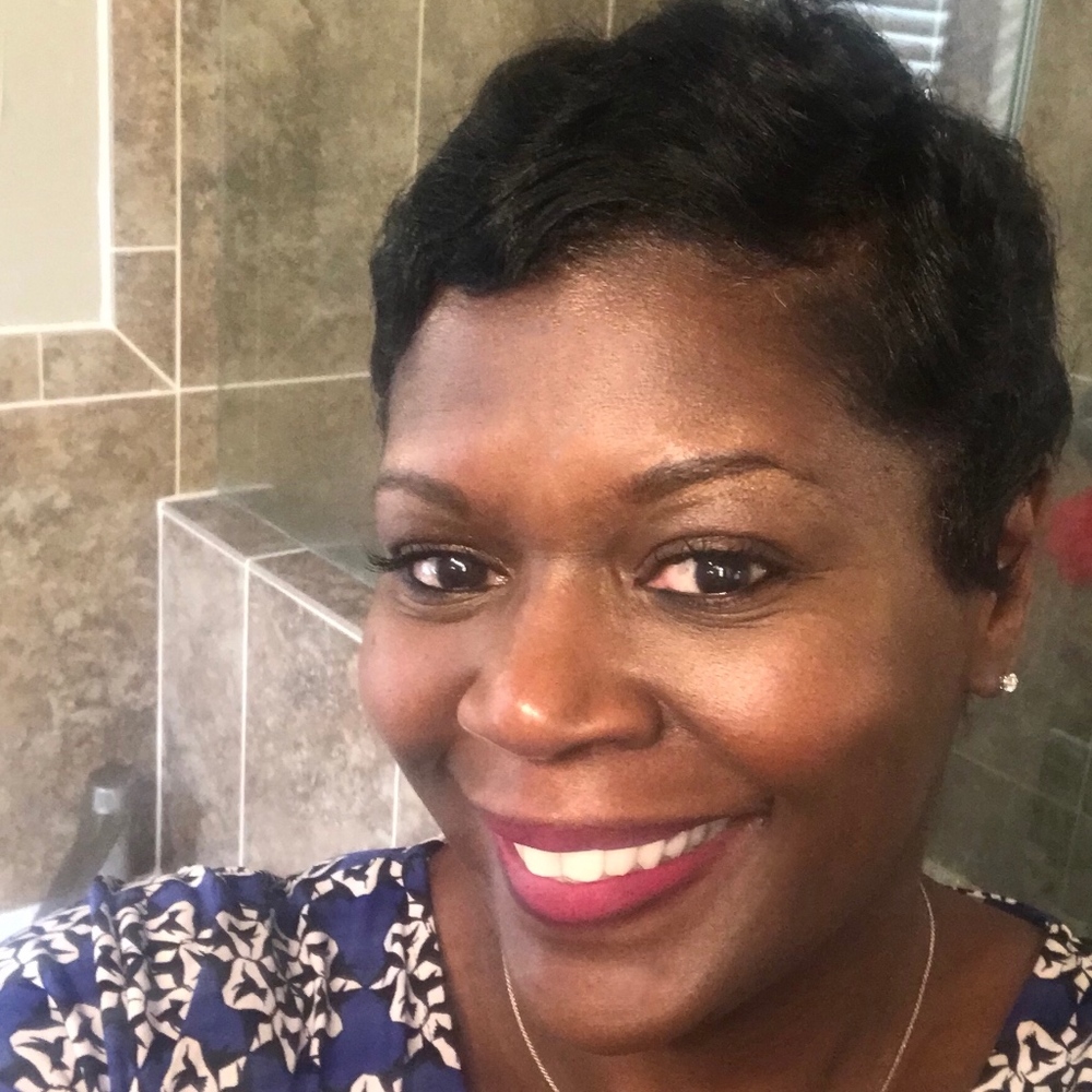 Meet your Posher, Denise